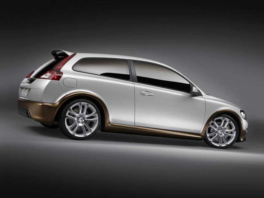  Volvo C30 Design Concept 2006 года  (фото 16 из 22)